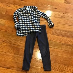 Old Navy flannel top / jeggings